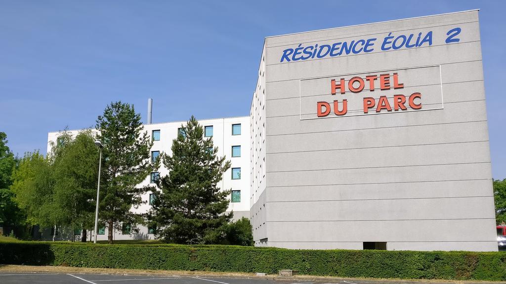 Hotel Du Parc - Pirates Chasseneuil-du-Poitou Exteriör bild
